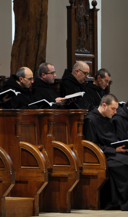 abbaye-saint-wandrille-pelerin-visiteur-moine-communaute-spirituelle-vie-de-priere